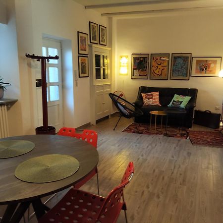 Le Melusine Apartment Vercelli Exterior foto